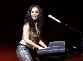 Alicia Keys photo #