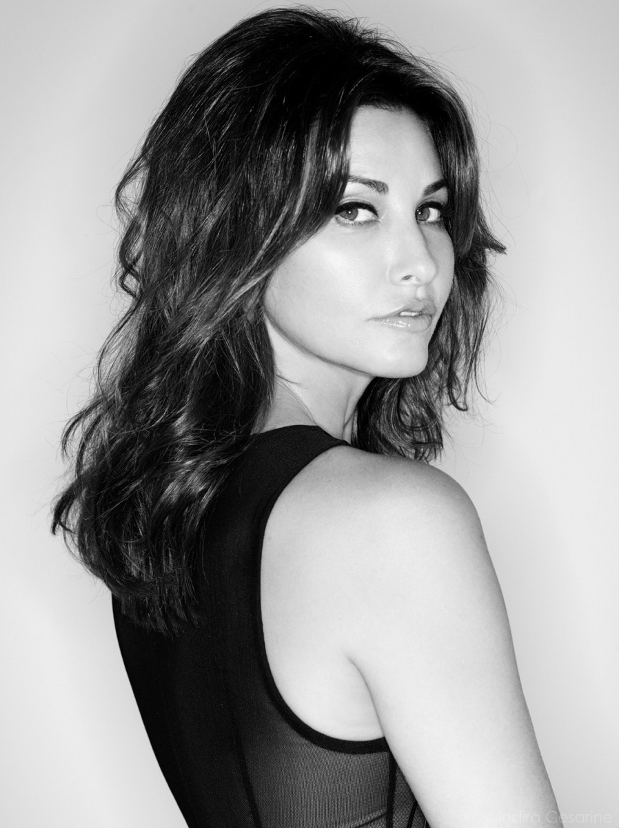 Gina Gershon: pic #1310050