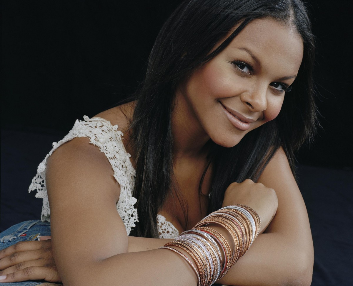 Samantha Mumba: pic #271774