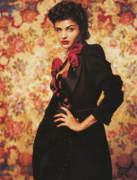 Helena Christensen photo #