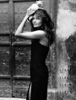 Helena Christensen photo #