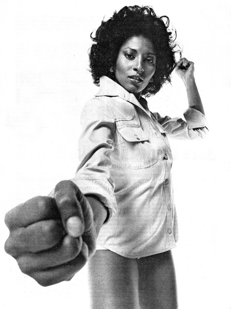 Pam Grier: pic #119525