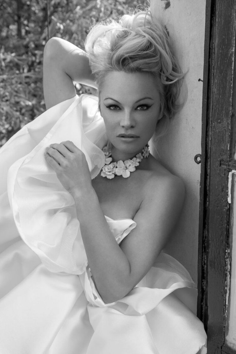 Pamela Anderson: pic #1200164