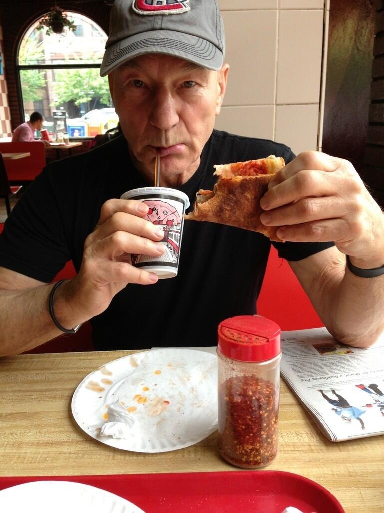 Patrick Stewart: pic #709438