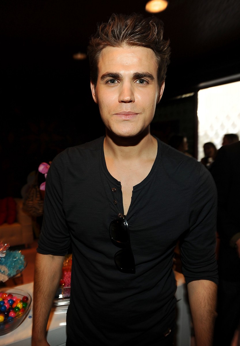 Paul Wesley: pic #516237