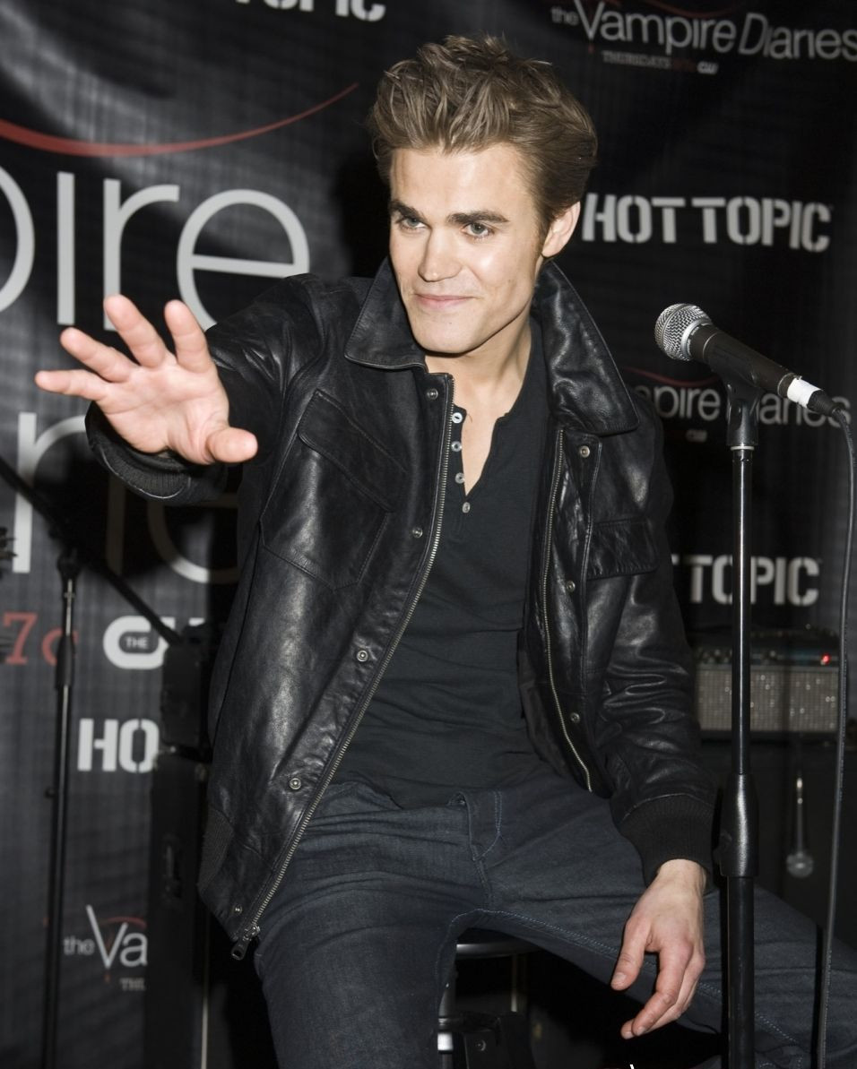 Paul Wesley: pic #456781