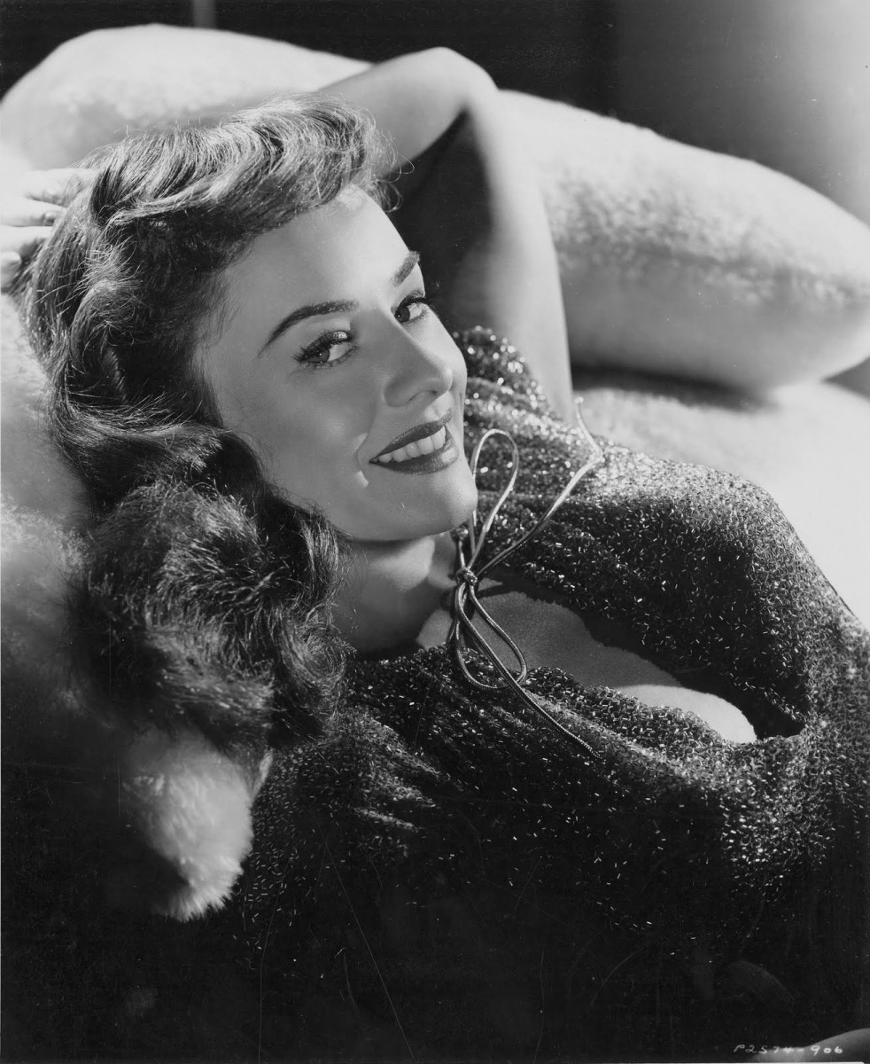 Paulette Goddard: pic #411989