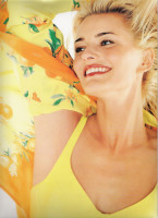 Paulina Porizkova photo #