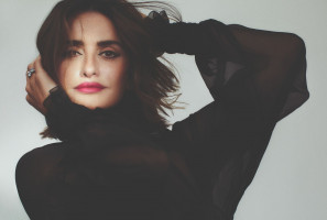 Penelope Cruz photo #