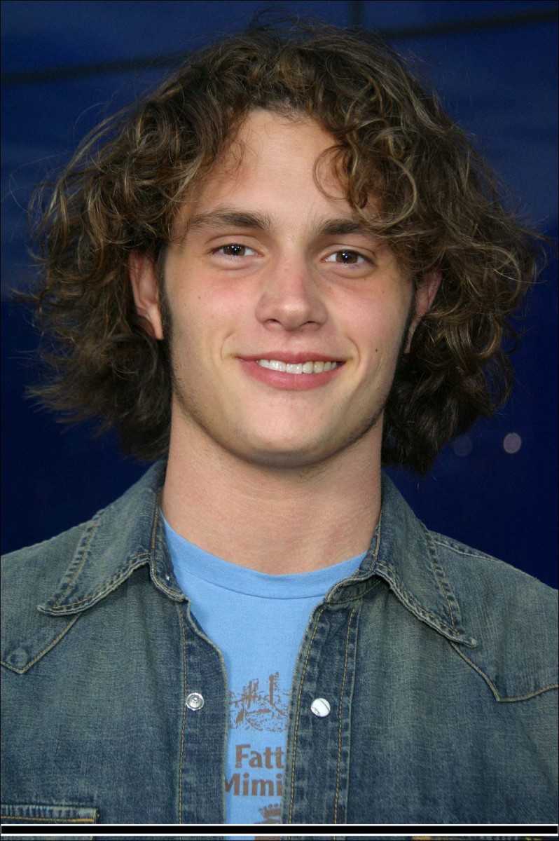 Penn Badgley: pic #312887