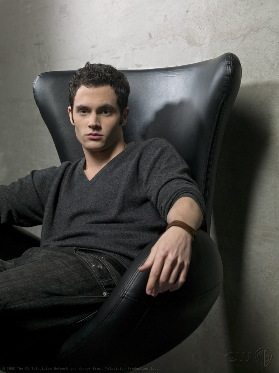 Penn Badgley: pic #365190