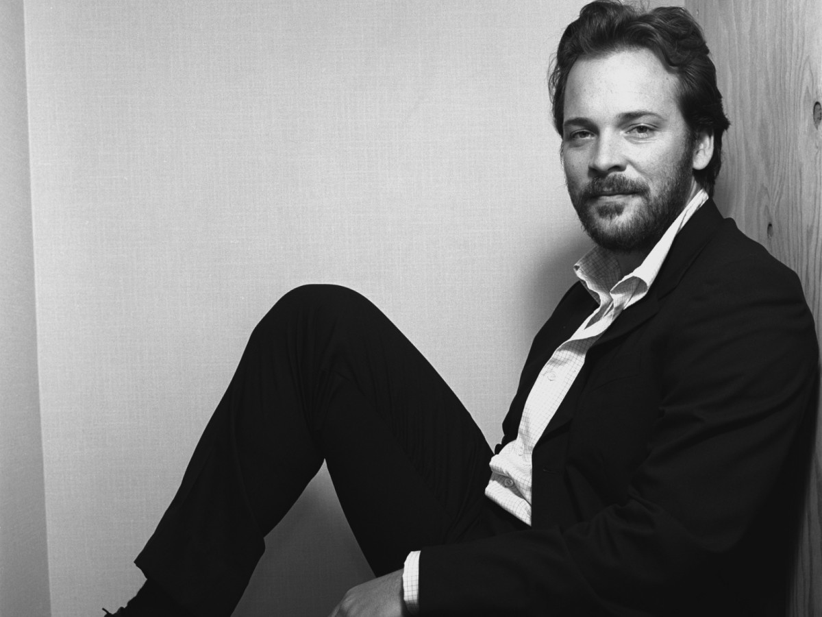 Peter Sarsgaard: pic #332720