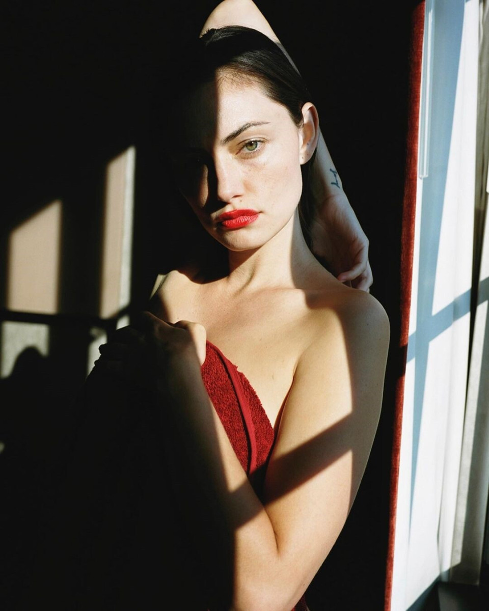 Phoebe Tonkin: pic #1360242