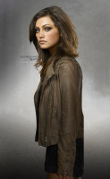 Phoebe Tonkin photo #