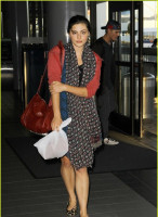 Phoebe Tonkin photo #