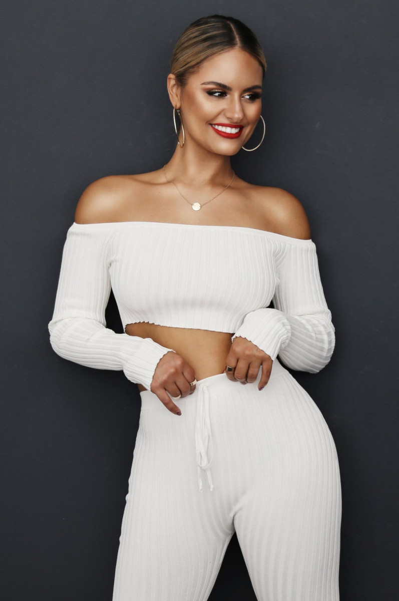 Pia Toscano: pic #965734