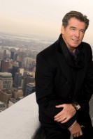 Pierce Brosnan photo #