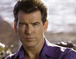 Pierce Brosnan photo #