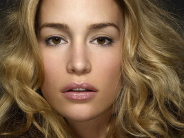 Piper Perabo photo #