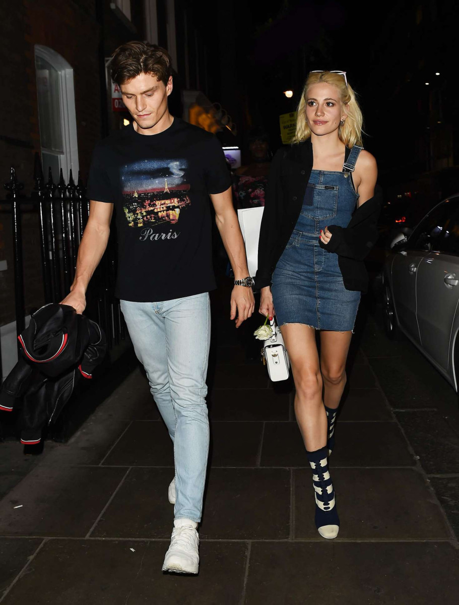 Pixie Lott: pic #923062