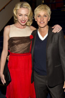 Portia De Rossi photo #