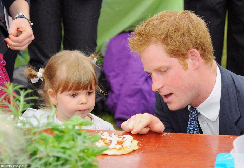 Prince Harry of Wales: pic #705368