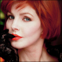 Priscilla Presley photo #