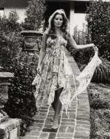 Priscilla Presley photo #
