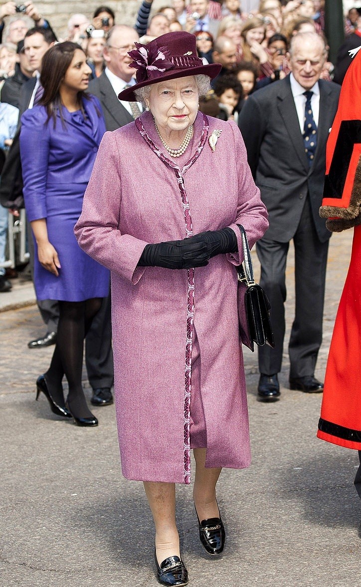 Queen Elizabeth ll : pic #495733
