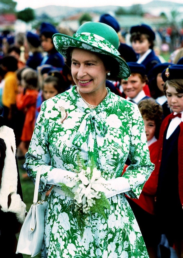 Queen Elizabeth ll : pic #495728