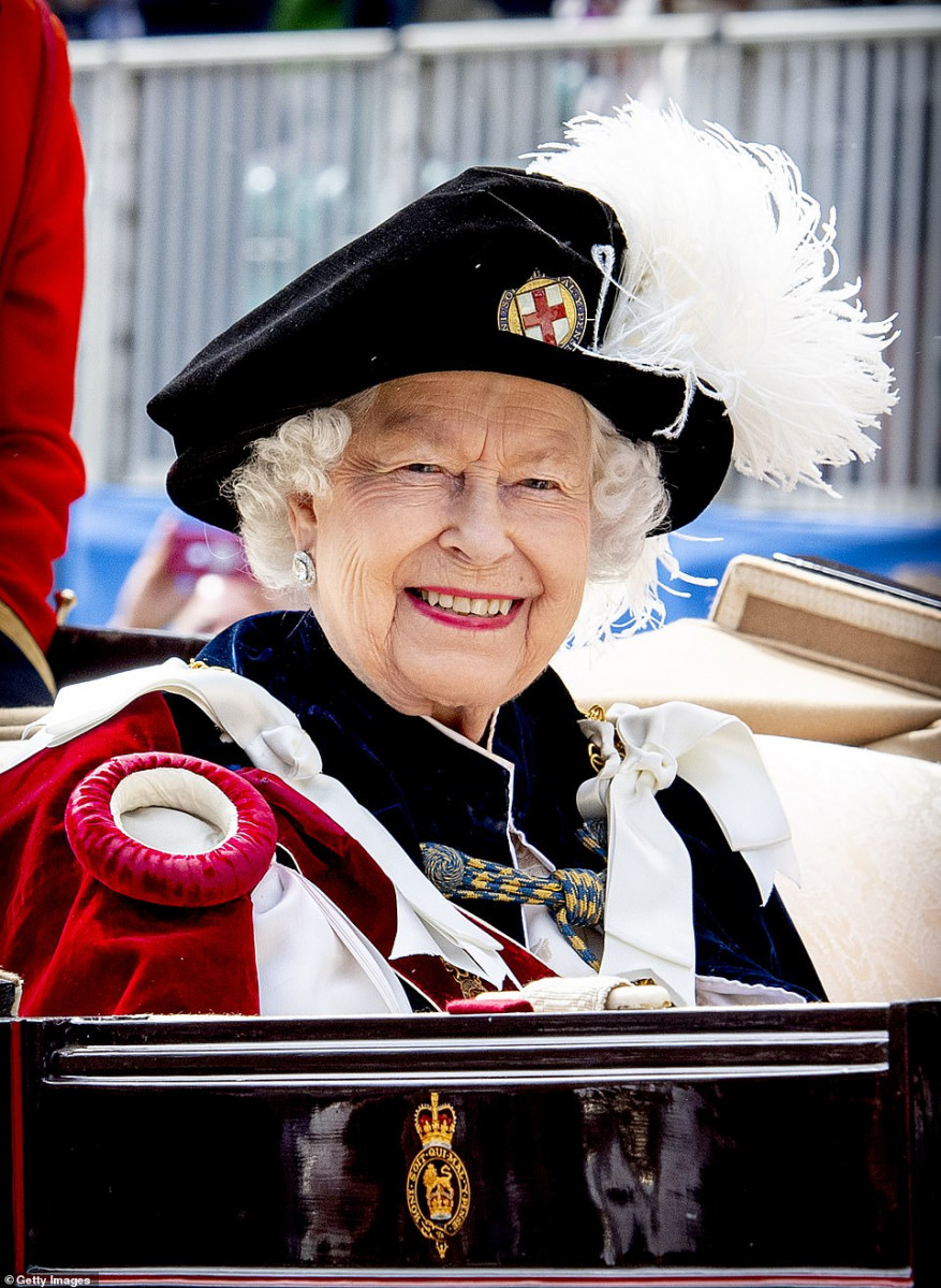 Queen Elizabeth ll : pic #1147918