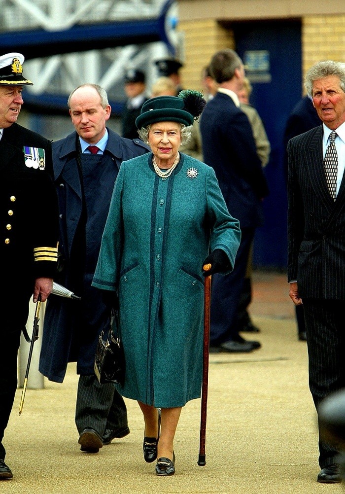 Queen Elizabeth ll : pic #495718
