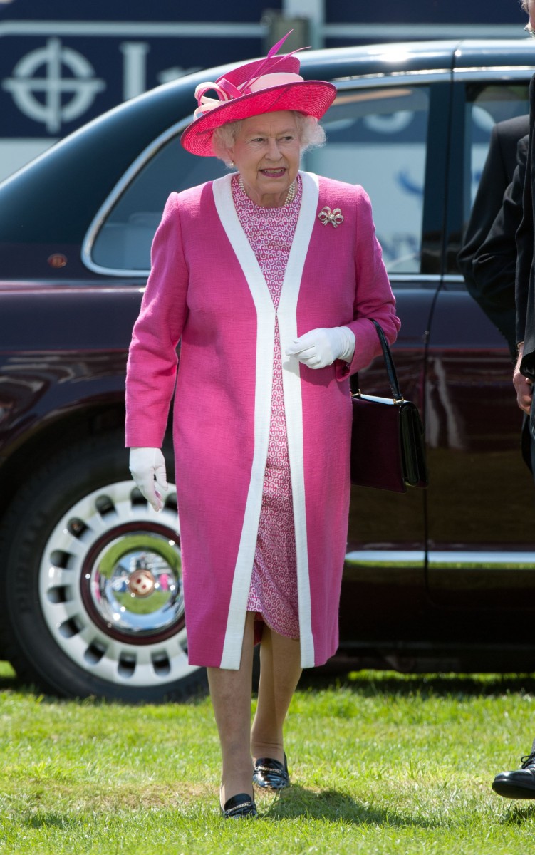 Queen Elizabeth ll : pic #497912