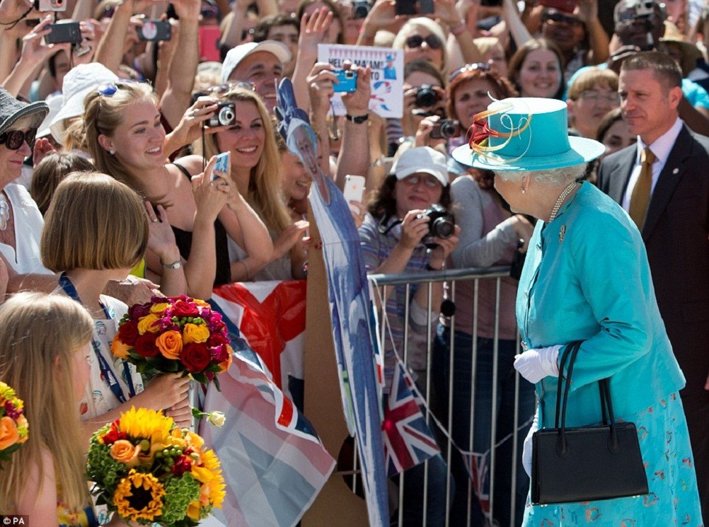 Queen Elizabeth ll : pic #721817