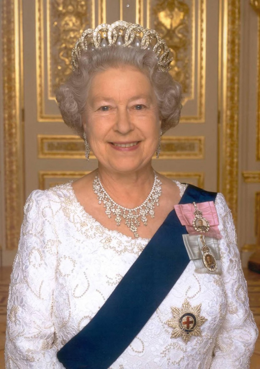 Queen Elizabeth ll : pic #497805