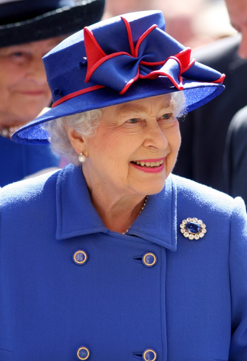 Queen Elizabeth ll : pic #497935