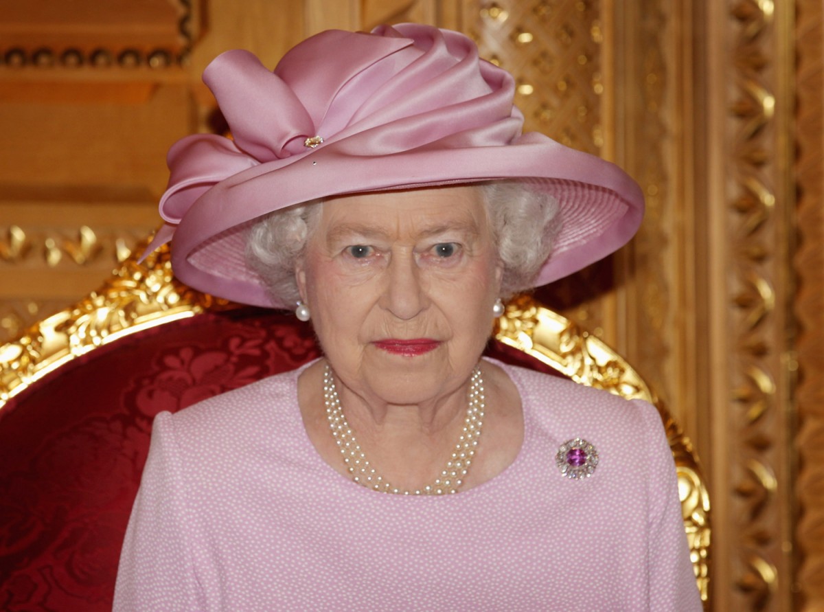 Queen Elizabeth ll : pic #497804