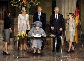 Queen Maxima of Netherlands photo #