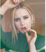 Rachel Brosnahan photo #