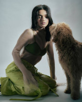 Rachel Zegler         photo #
