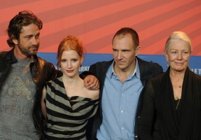 photo 10 in Ralph Fiennes gallery [id426013] 2011-12-02