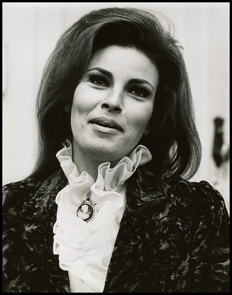 Raquel Welch: pic #270269