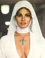 Raquel Welch photo #