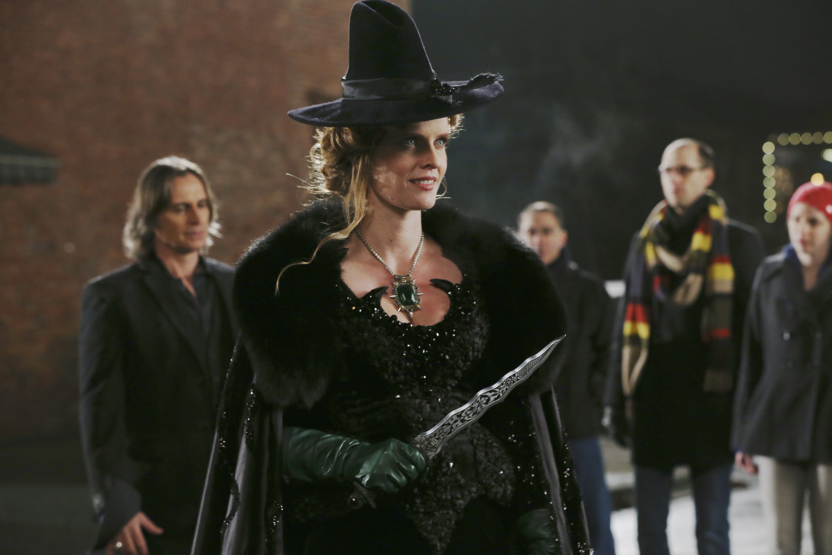 Rebecca Mader: pic #848398