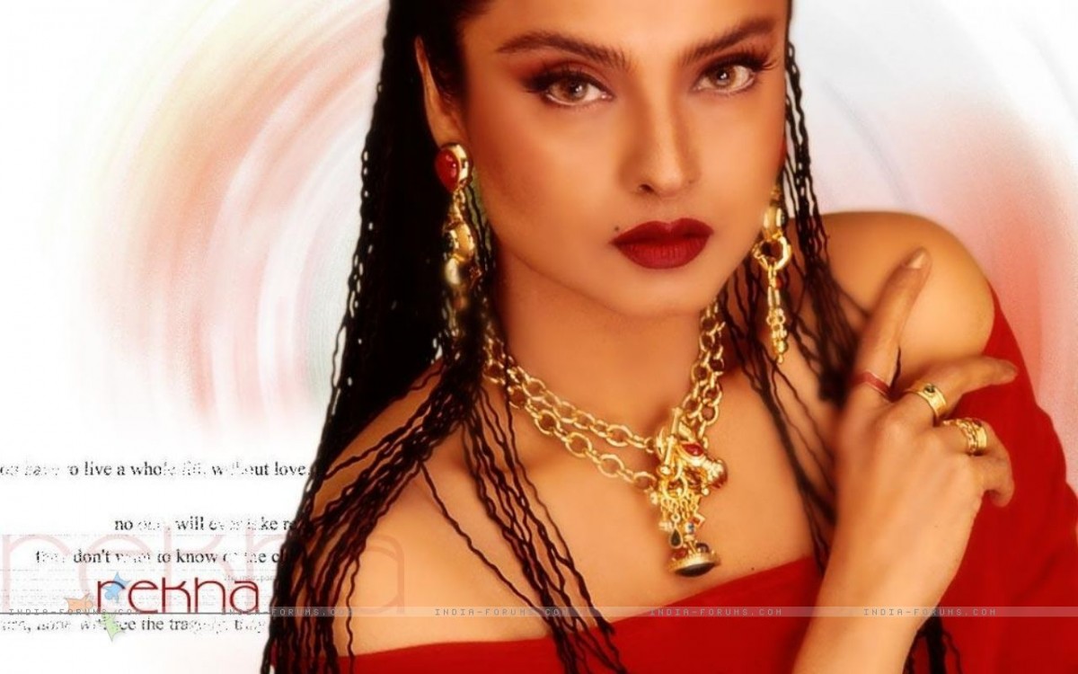 Rekha : pic #532065