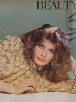 Rene Russo photo #