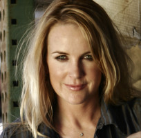 Renee O Connor photo #