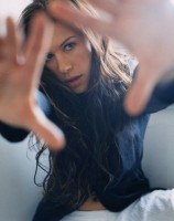 Rhona Mitra photo #