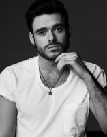 Richard Madden         photo #