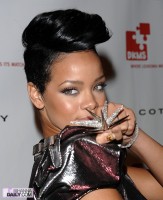 Rihanna photo #